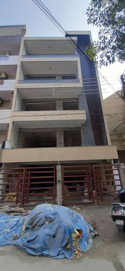 Under-Construction Residential Project at Chittaranjan Park (C.R) Park, New Delhi.

3BHK : G+3 : 24ft x 60ft (1440sqft)

Building Design & Construction by: Ideal Lifestyle Conultants, C R Park, New Delhi

Connect with us : 8447940851

#Architect #architecturedesigns  #HouseConstruction  #Residencedesign  #residentialbuilding  #residentialdesign  #residentialprojectmanagement  #residentialproject  #residenceinterior 
#InteriorDesigner #BuidingDesigner  #buildingservices #ideallifestyleconsultants