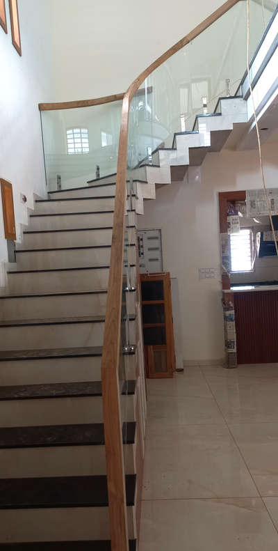 straight & bend stair.. site @peravoor iritty #InteriorDesigner #highlights #Architectural&Interior #keralahomeinterior #kannurarchitects #kannurbudgethome #kannurinterior #veedudesign
