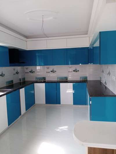 99 272 888 82 Call Me FOR Carpenters
modular  kitchen, wardrobes, false ceiling, cots, Study table, everything you needs