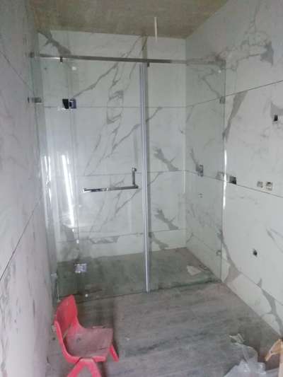 bathroom glass inclozer