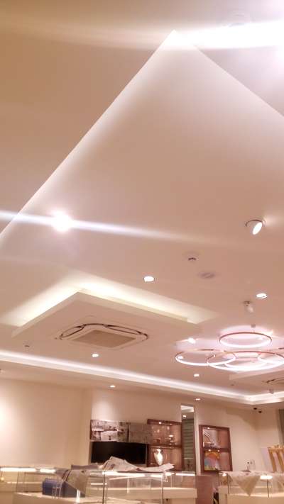 interior celling white