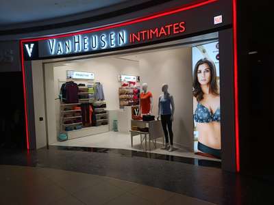 #Van Heusen project completed successfully at Db city Mall bhopal by 
@Lotus construction and developers