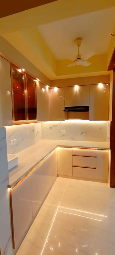 modular kitchen contact 9810372109