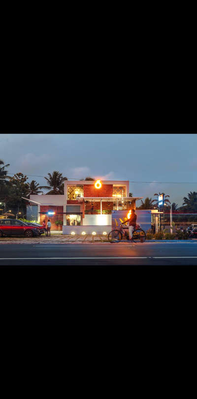Project : BIANCO RESTAURANT, Alappuzha.
#Paperhousearchitects
#restaurantdesign 
#restaurantinterior 
#architecturedesigns 
#Architectural&Interior 
#architecturekerala 
#Alappuzha 
#bianco