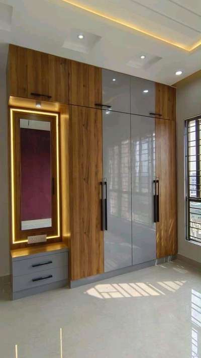 BEDROOM INTERIOR ❤️

FOLLOW FOR MORE : 
TARUN VERMA : 7898780521

 #tarun_dt  #dt_furniture 
 #KingieBedroom  #InteriorDesigner  #BedroomDesigns