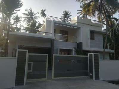 home at moothukunnam