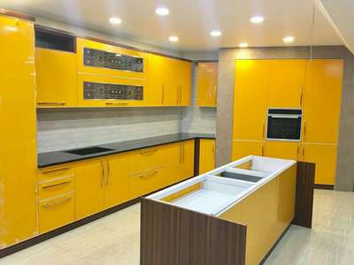 STAINLESS STEEL MODULAR KITCHEN