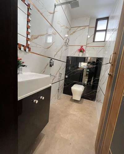#BathroomDesigns  #bathroom #constructioncompany #architect