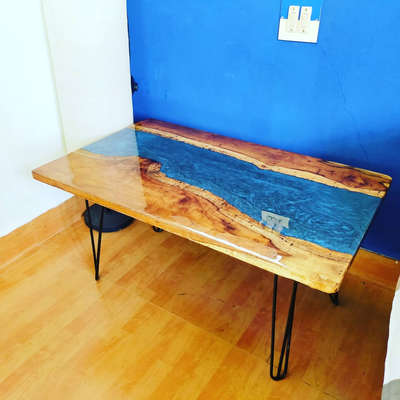 resin table
for sale