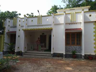 1350 sqft .
20lakh only