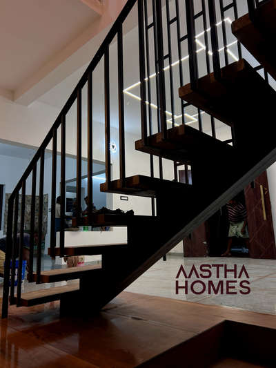 #StaircaseDecors  #WoodenFlooring  #StaircaseDesigns  #HomeDecor  #hall  #Palakkad