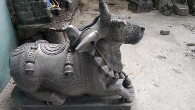 lord Nandi ji
size---3feet 
price ---45000₹
Shivam moorti art's jaipur