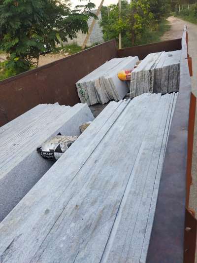 8/2 granite slab.90st