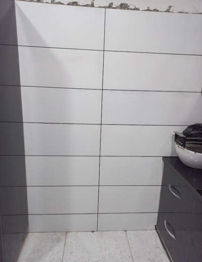 Modern kitchen tiles