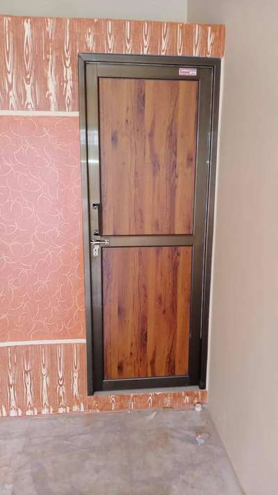 ₹280 sq.ft. champagne coloured aluminium bathroom door