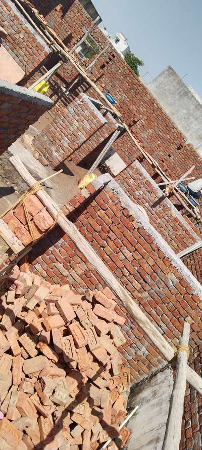 Turnkey Project (skeleton+Finished) 
Current status -
Brick masonry going on at site- Unnao, Uttar Pradesh.
#turkeyproject 
 #HouseConstruction