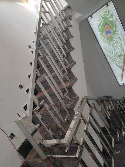 Project completed.
#steelrailing #stairrailing #glassrailing #balconyrailing #aluminiumrailing