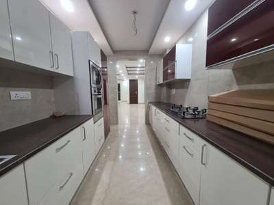 #modularkitchen #homedecor #interiordesigning #KitchenLighting #innotech #turnkeyprojects #hdhmr #leminates #tallunit