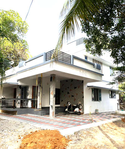 1800 sqft home
Poonithura