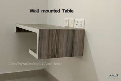 Wall mounted Table :side view