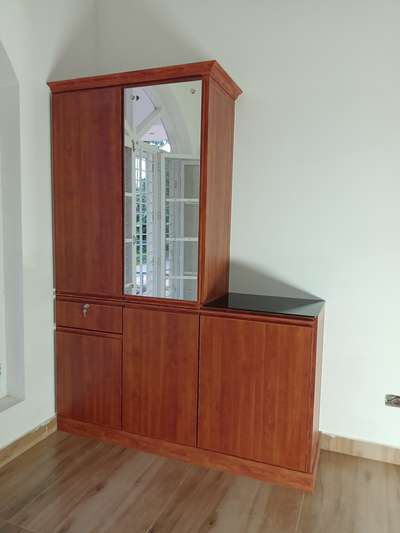 Aluminium Wardrobe