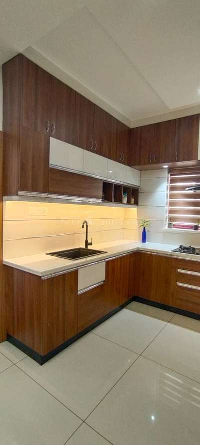 finishing kitchen @ athirampuzha site.
modular kitchen design
@artizan interiors