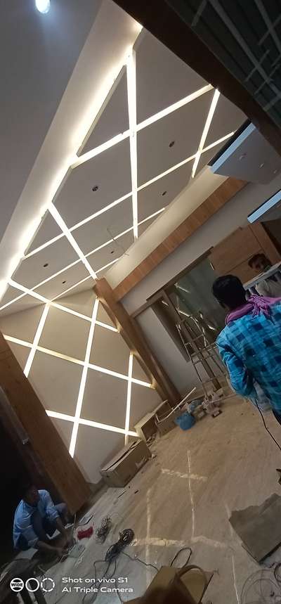 * profile light installation *
 only profile light installation    pop wiring and painting  ki kisi bhi trha ki promlem hamari zimmedari nahi only installation