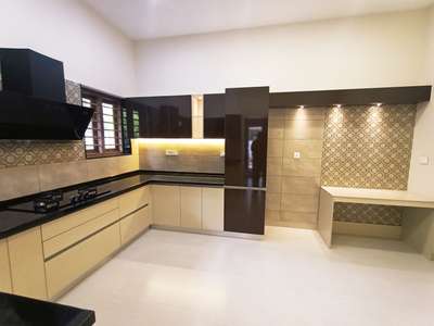 *modular kitchen*
modular kitchen laminated marine ply factory production