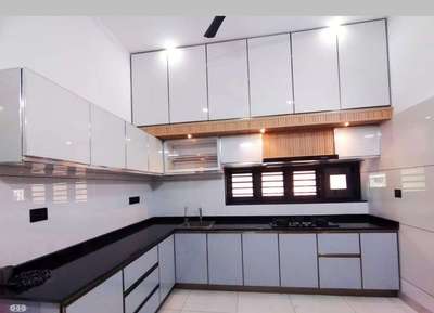kitchen cabourd 
contact number 7907542776