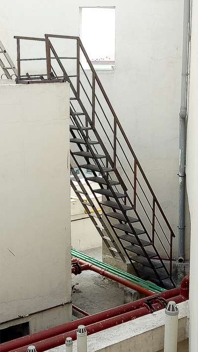m.s ladder with handrail.