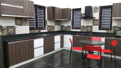 #KitchenIdeas  #LargeKitchen  #KitchenCabinet  #ModularKitchen  #KitchenDesigns  #kitchenwall