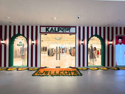 An Traditional cloths showroom in Banjara hills, Hyderabad
This showroom belongs to kalpraag an clothing brand and this showroom was built for their branch in Hyderabad. The kalpraag showroom shows the traditional Indian style. And it mixes the Indian style with minimalist.

 #Architect #architecturedesigns #Architectural&Interior #InteriorDesigner #showroomdesign 
#interiores