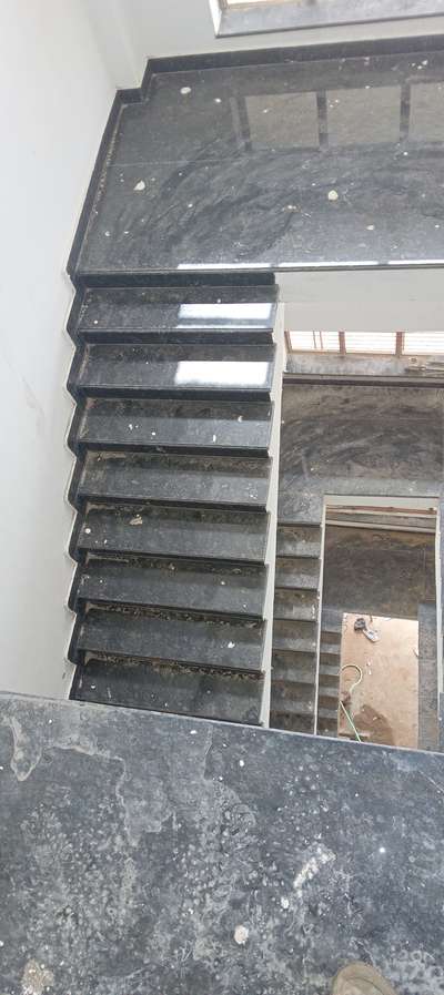 granite step 
40 sq feet and dubbal molding 70 r feet