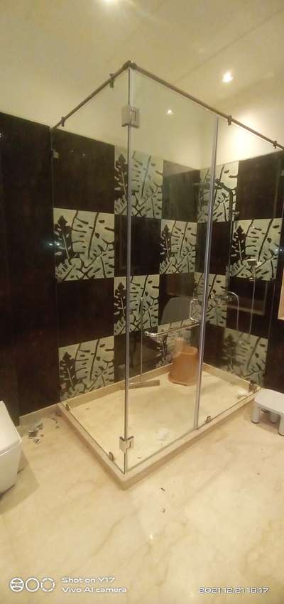 bathroom shower glass