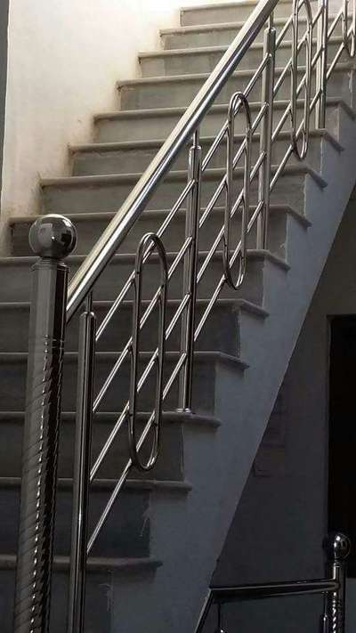 #StainlessSteelBalconyRailing  #SteelStaircase  #steelrailing