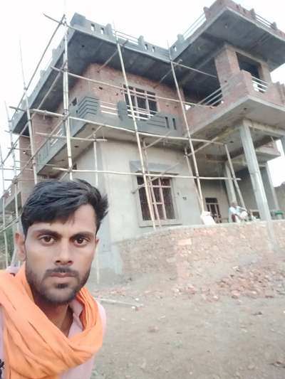 *thekedar*
thekedar full experience ke sath kaam Kiya jata hai new design drawing elevation design balcony design ki jaati hai