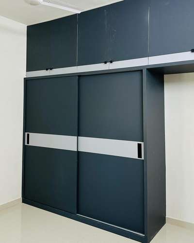 #SlidingDoorWardrobe  #matfinish  #mica  #combinatnationmica_  #trendingdesign