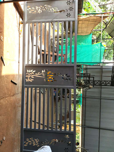 under finishing processes 
Sliding gate low cost 
#gates #gatefabrication #metal