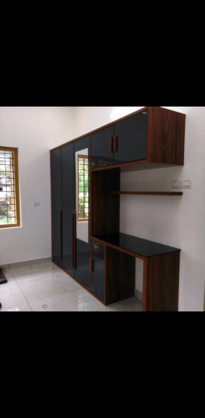 #WardrobeDesigns  #InteriorDesigner  #aluminiumwork  #fabrication_work  #LUXURY_INTERIOR