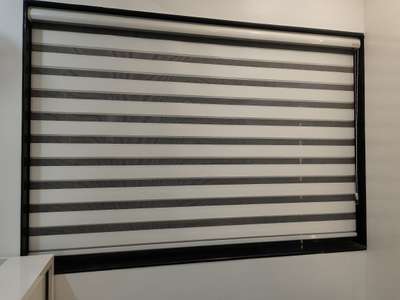 Zebra window blind