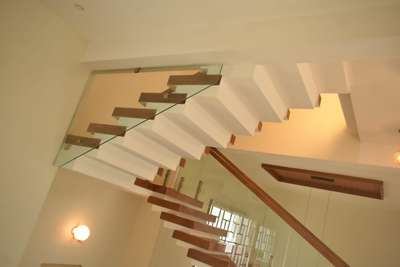 #GlassHandRailStaircase  #glass  #tuffenglass  #