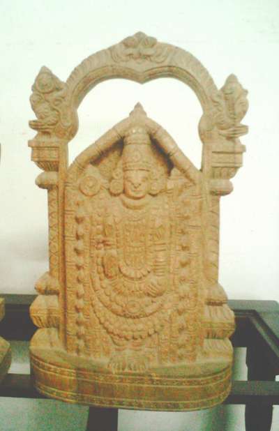 venkatachalapathy 
Wood sculpture
 #lord #woodart  #sculpture  #woodcarving  #traditionl  #art   #Poojaroom