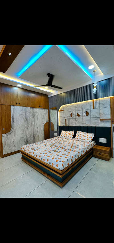 bed, wardrobe design ♥️ 
.
#furnitures #WardrobeDesigns #InteriorDesigner #WoodenBeds #Beds #viralkolo