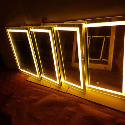 28x22    led sensor mirrors