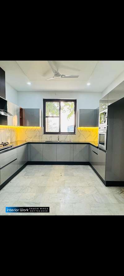 #ModularKitchen #LargeKitchen #LShapeKitchen #KitchenCabinet #WoodenKitchen #KitchenRenovation