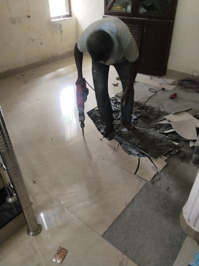 Tile  work at Eranakulam 
floor 
tile  maintenance   work