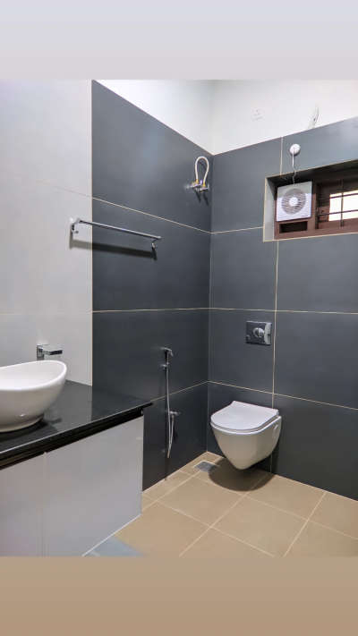 #toiletinterior  #toiletinspiration   #Architect  #InteriorDesigner  #ElevationHome  #closet #grohe #flushtank #rakceramics #toilet_design #SmallHouse #SmallHomePlans