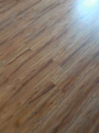 *wooden flooring *
8 mm laminate flooring