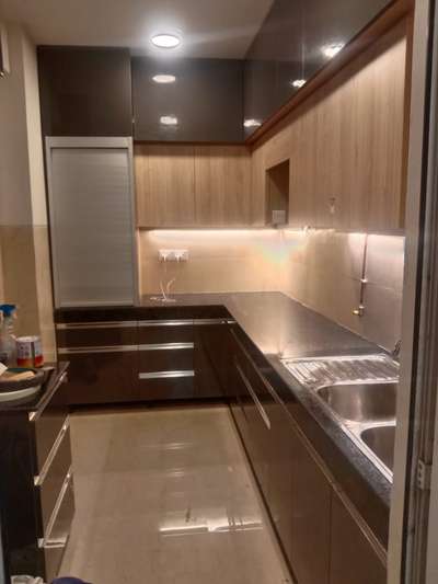 kitchen bnane ke liye call kr 9927412518