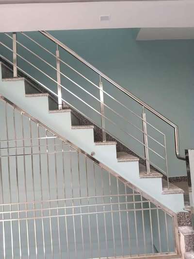 *Steel Railing *
Stainless Steel Stairs Railing Grade 304